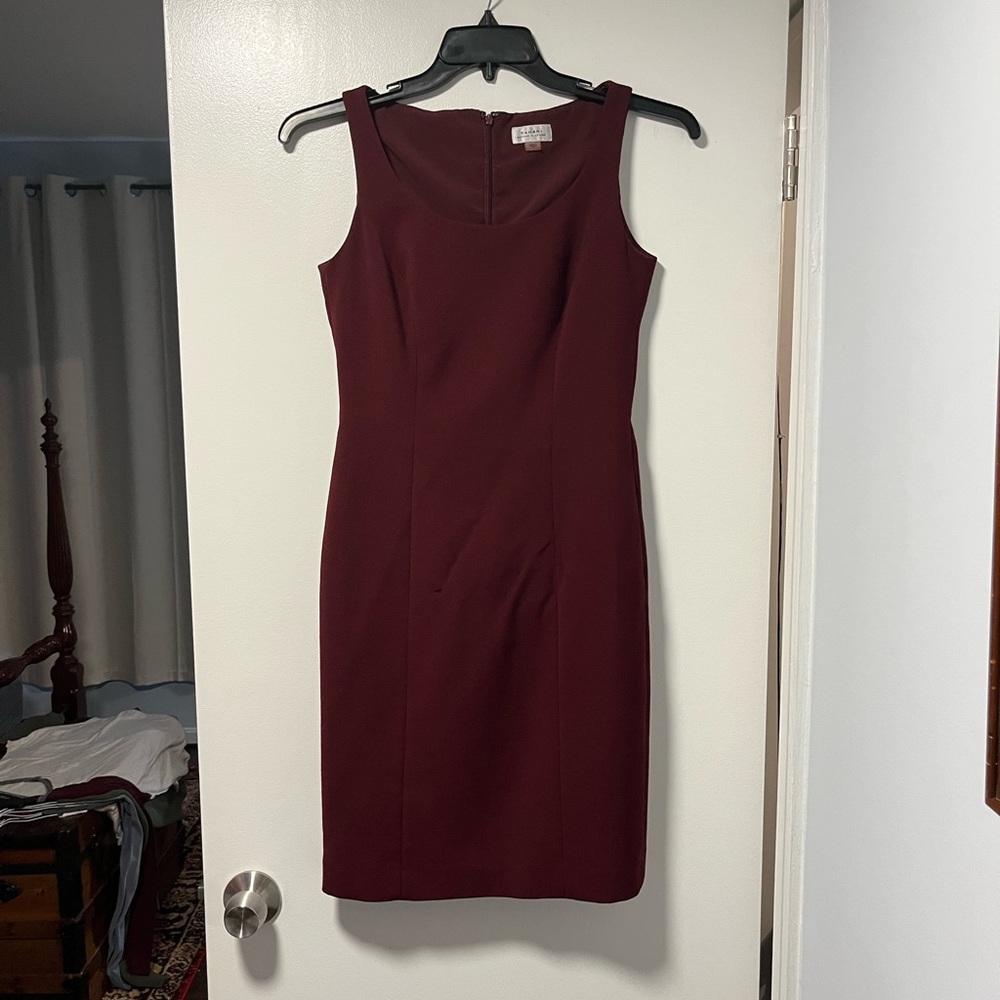Tahari sheath dress - burgundy